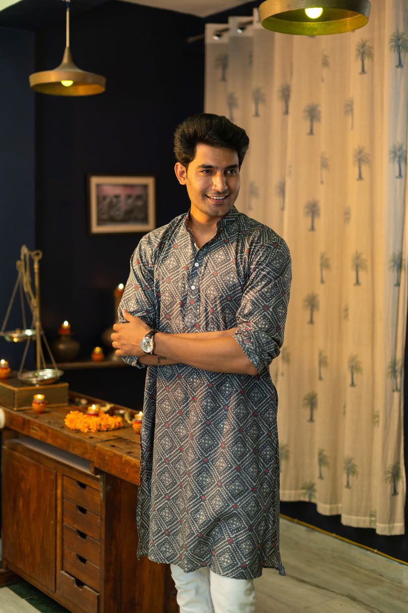 GREY GEOMETRIC SILK PRINTED KURTA PAJAMA SET