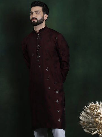 THE KRUTA HOUSE WINE SEQUENCE EMBROIDERY WORKED MEN'S KURTA WIth PAJAMA