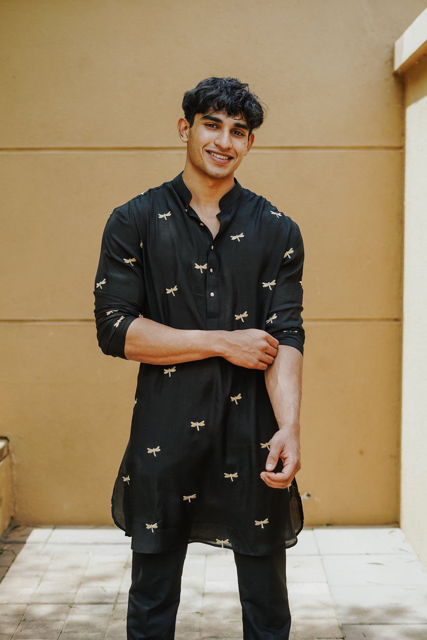 BLACK DRAGONFLY EMBROIDERY WORKED KURTA WITH PAJAMA