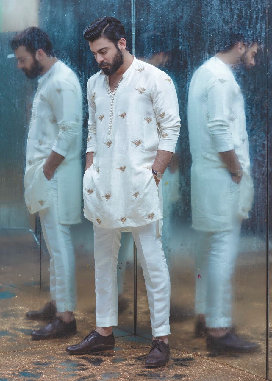 STYLISH WHITE EMBROIDERY WORK DESIGNER KURTA WITH PAJAMA